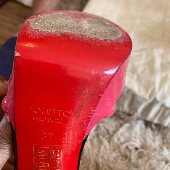 Shoes - Picture 5 of 5